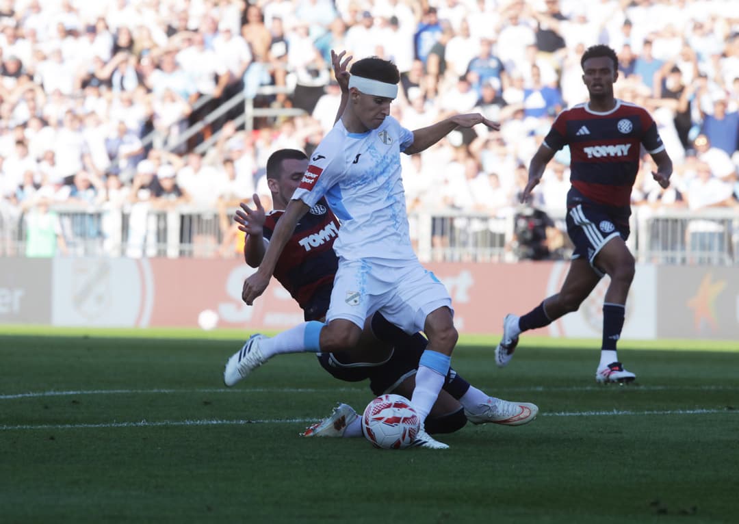 Slika uz članak: Rijeka pregazila Hajduk u Jadranskom derbiju