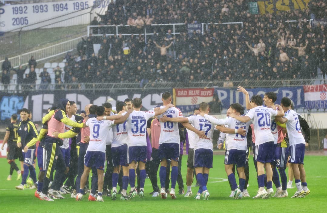 Slika uz članak: Nakon utakmice Hajduka i Dinama privedena 44 navijača, oduzeto 180 pirotehničkih sredstava